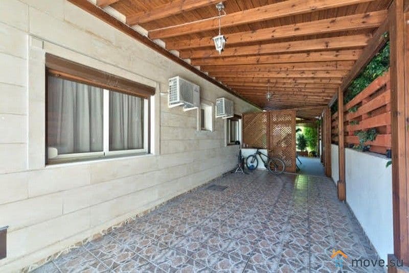 вилла, 320 м², 6 соток