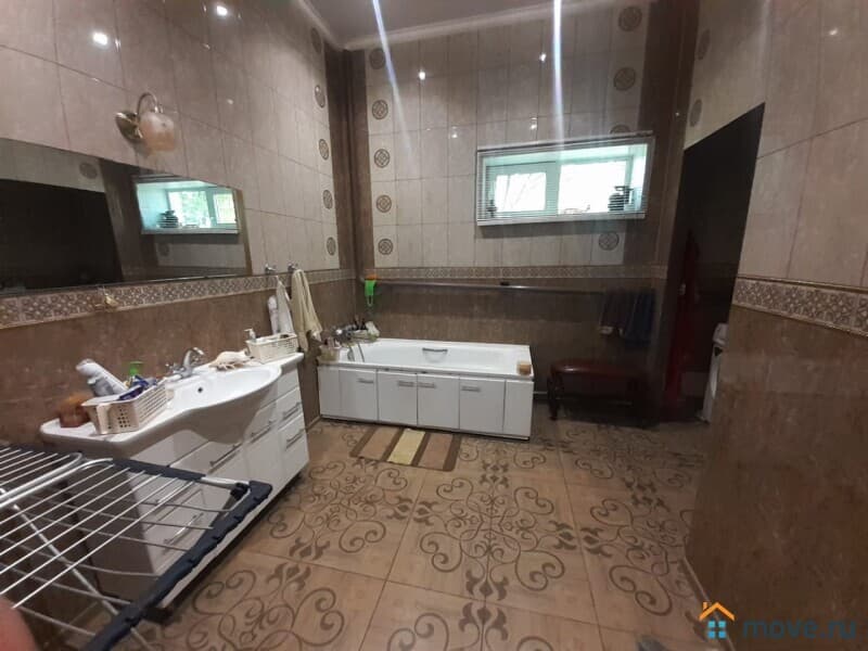 дом, 224 м²