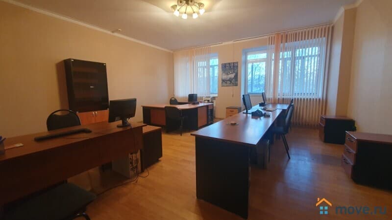офис, 120 м²