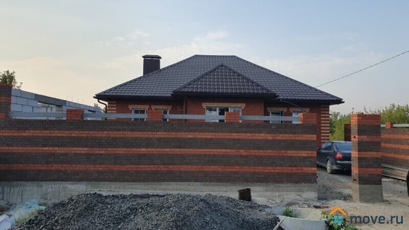 дом, 170 м², 10 соток