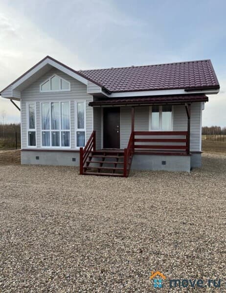 дом, 70 м²