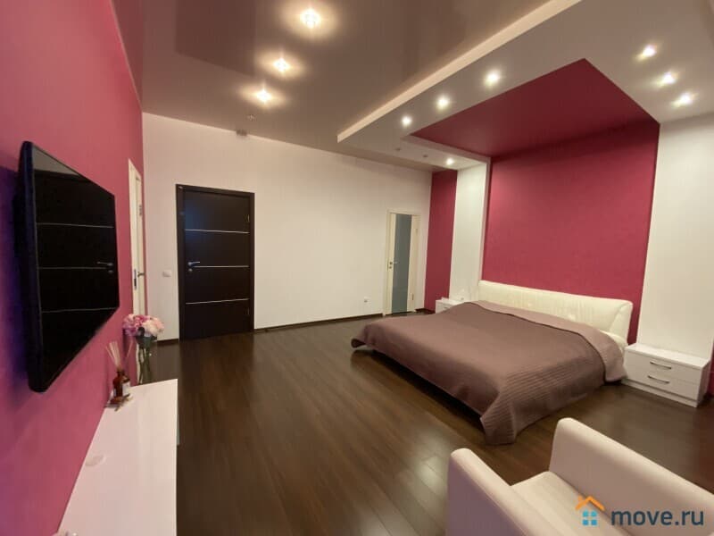 3-комн. квартира, 130 м²