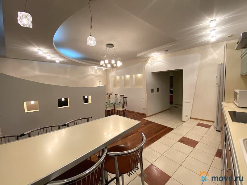 3-комн. квартира, 121 м²
