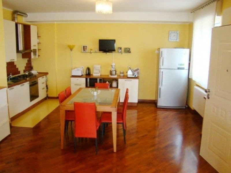 таунхаус, 400 м², 4 сотки