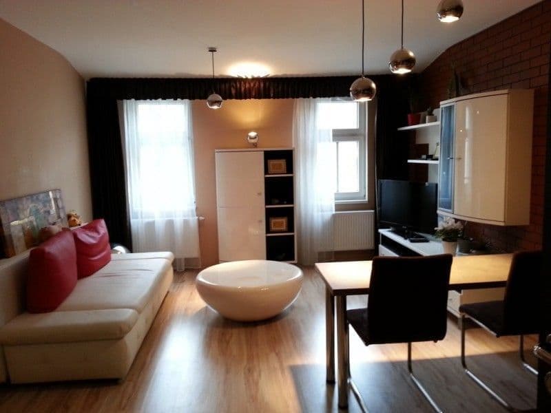 коммерческая недвижимость, 1108 м²