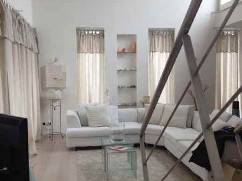 вилла, 270 м², 8 соток
