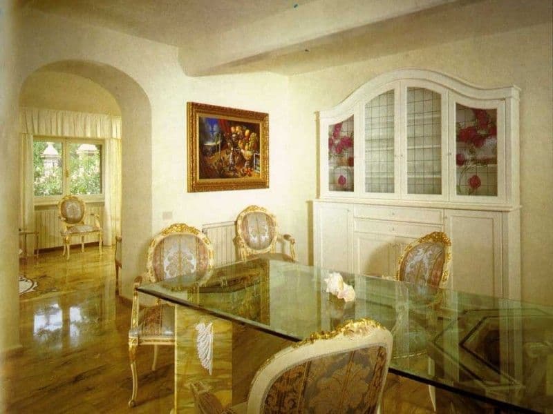 вилла, 400 м², 30 соток