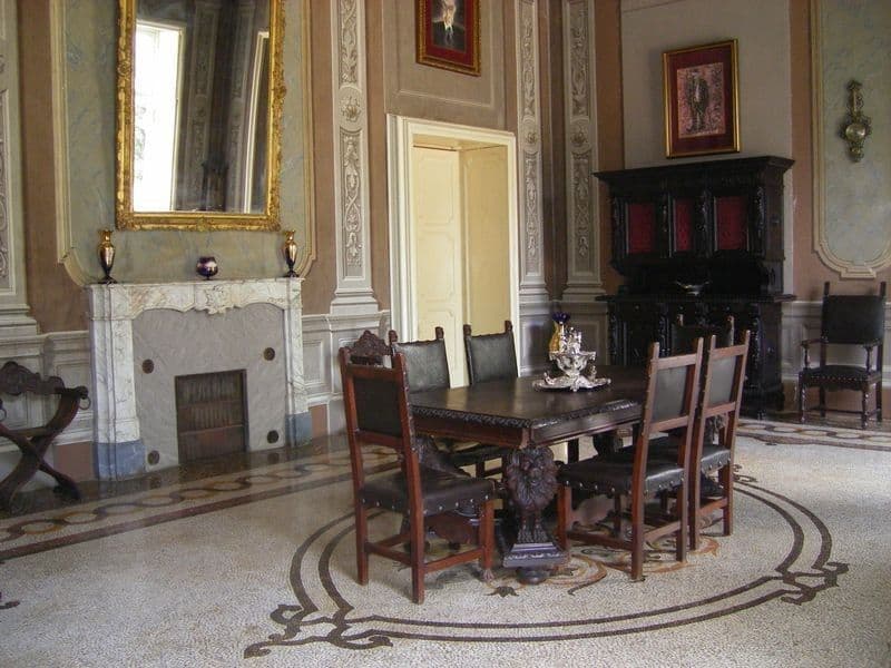 вилла, 2300 м², 4 га