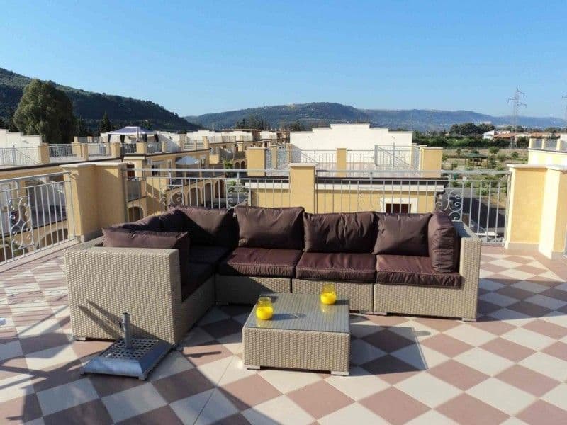 3-комн. квартира, 100 м²