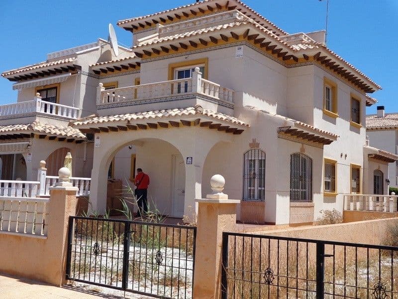 таунхаус, 130 м², 3 сотки