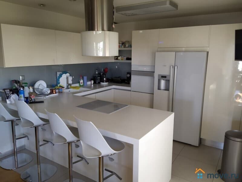 5-комн. квартира, 190 м²