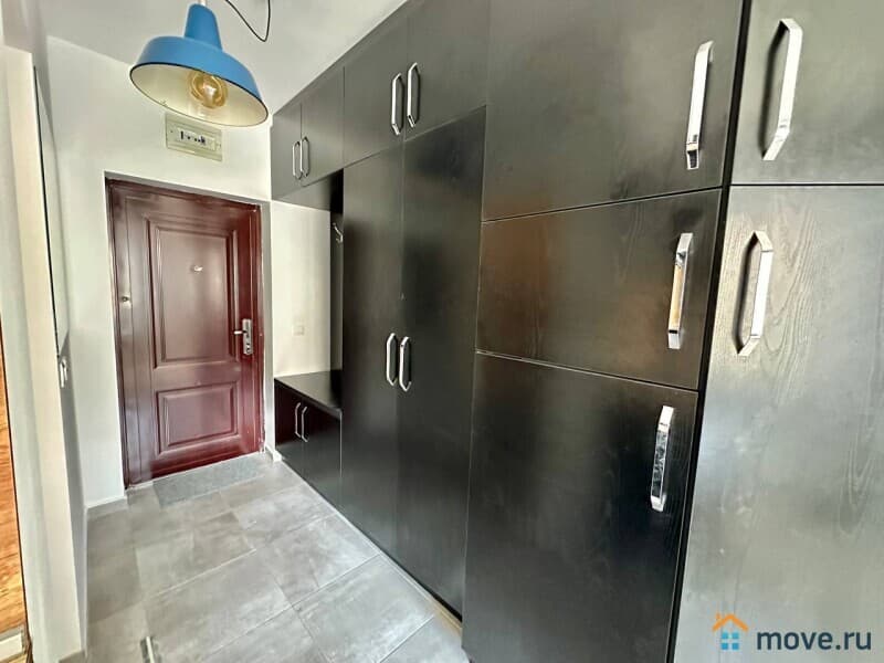5-комн. квартира, 48 м²