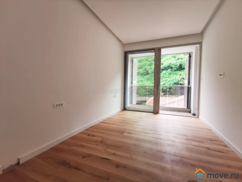 3-комн. квартира, 93 м²