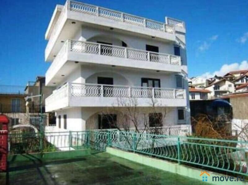 вилла, 700 м², 9 соток