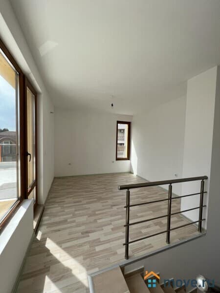 3-комн. квартира, 175 м²