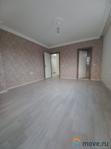 3-комн. квартира, 135 м²