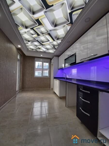 3-комн. квартира, 135 м²