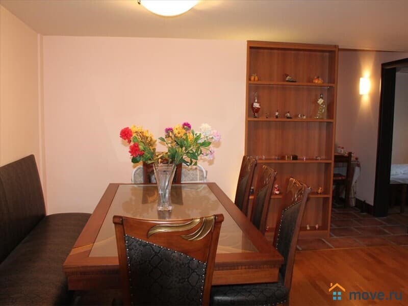 гостиница, 640 м²