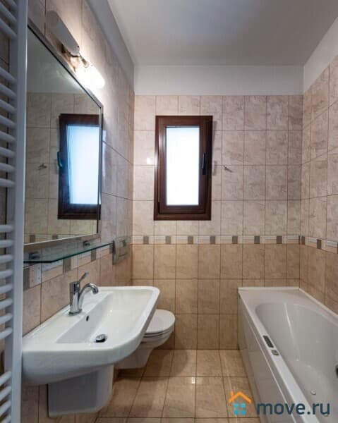 3-комн. квартира, 145 м²