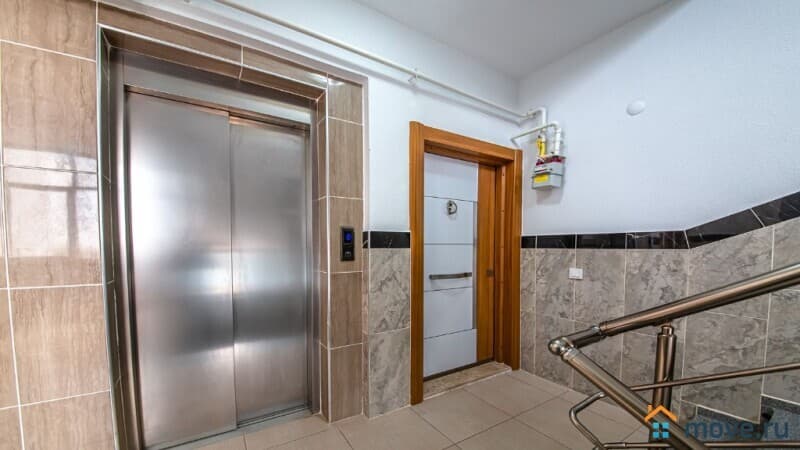 3-комн. квартира, 135 м²