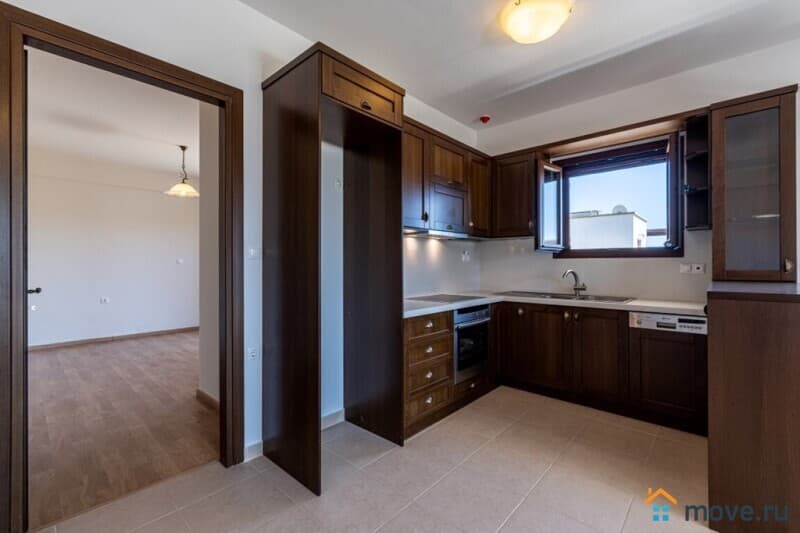 4-комн. квартира, 140 м²