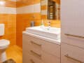 дом, 180 м², 8 соток