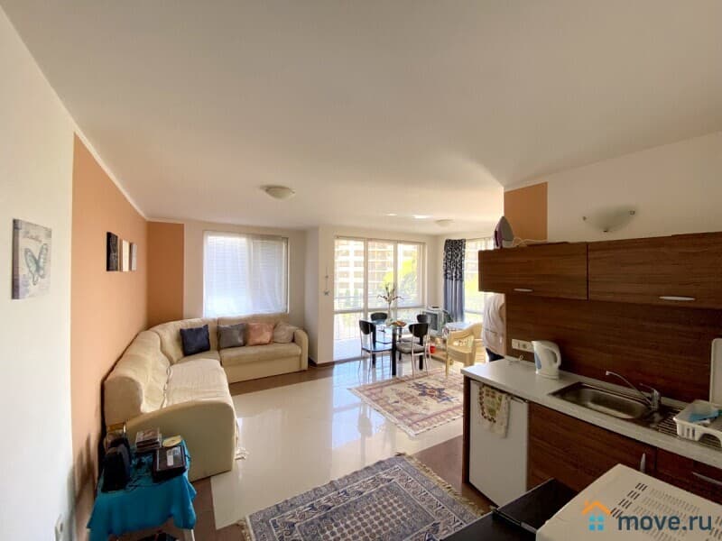 2-комн. квартира, 82 м²