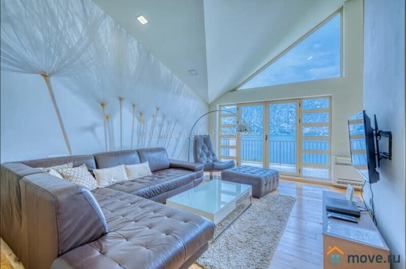 4-комн. квартира, 167 м²