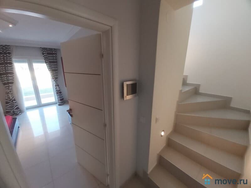 коттедж, 255 м², 9 соток