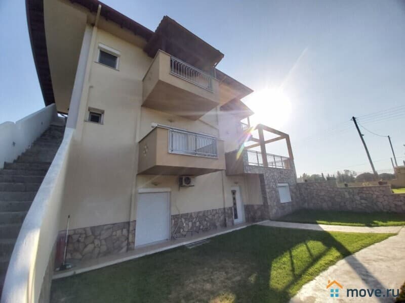 коттедж, 255 м², 9 соток