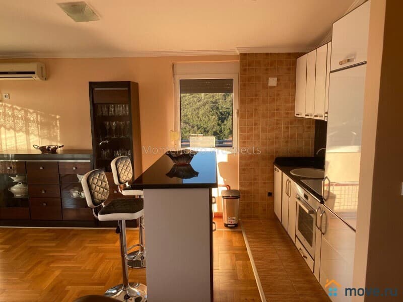 4-комн. квартира, 79 м²