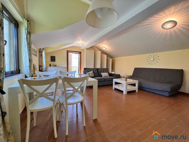 вилла, 250 м², 9 соток