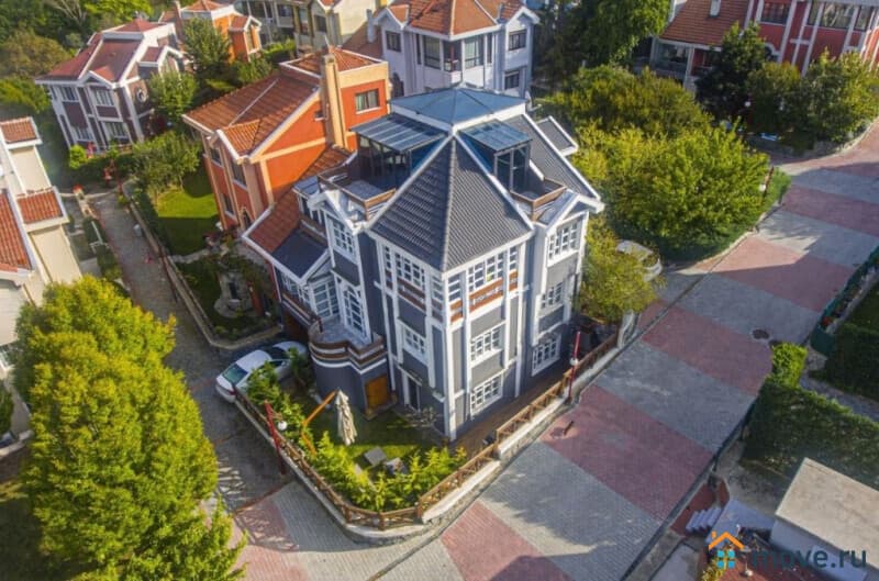 вилла, 410 м², 8 соток