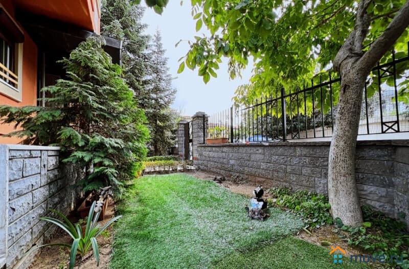 вилла, 300 м², 5 соток