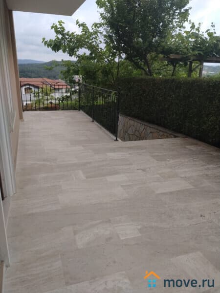 вилла, 450 м², 6 соток