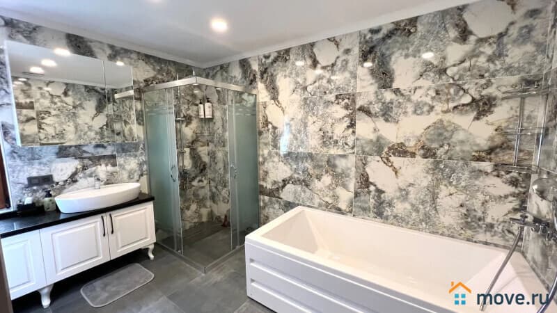 вилла, 250 м², 4 сотки