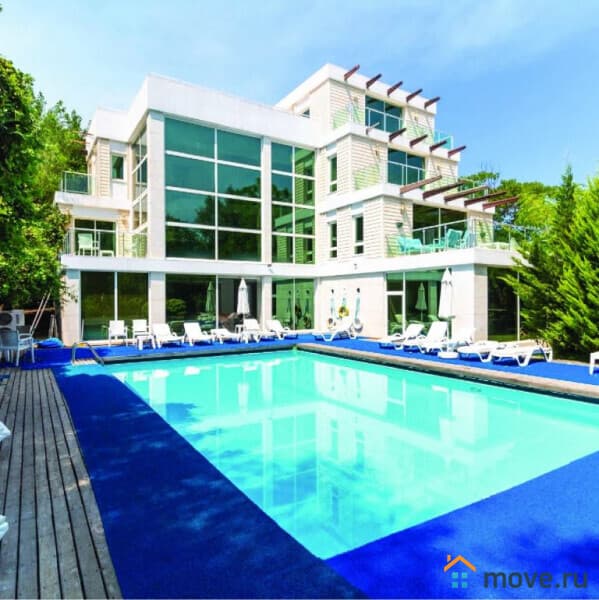 вилла, 650 м², 15 соток