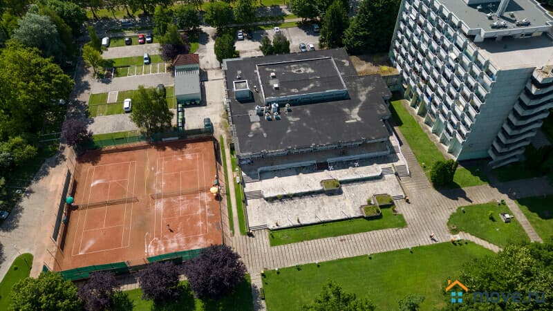 нежилое здание, 1836 м²