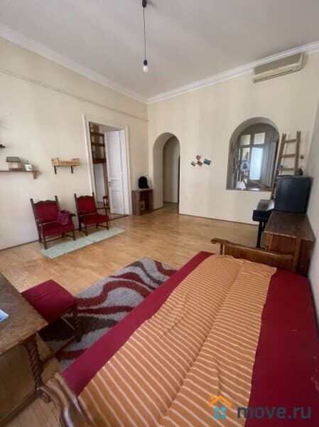 3-комн. квартира, 82 м²