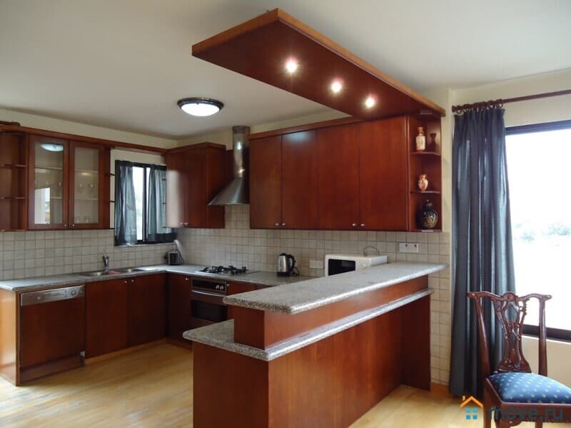 гостиница, 650 м²