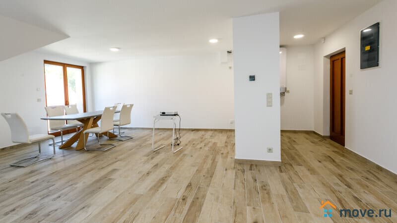 3-комн. квартира, 81 м²
