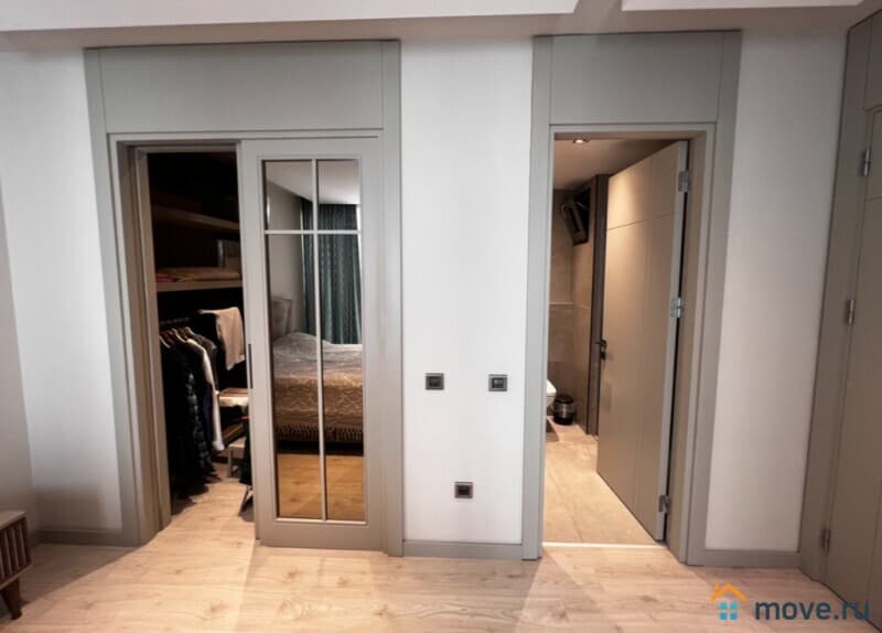 4-комн. квартира, 180 м²
