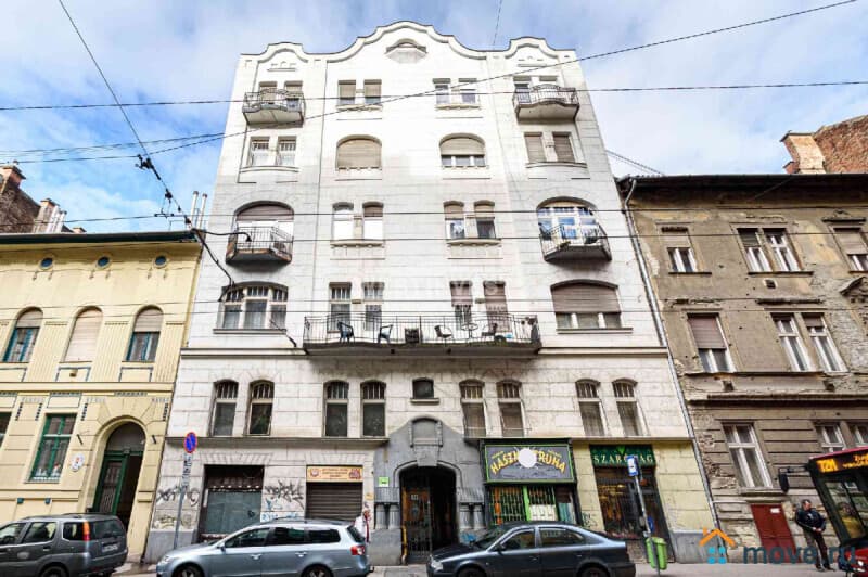 5-комн. квартира, 120 м²