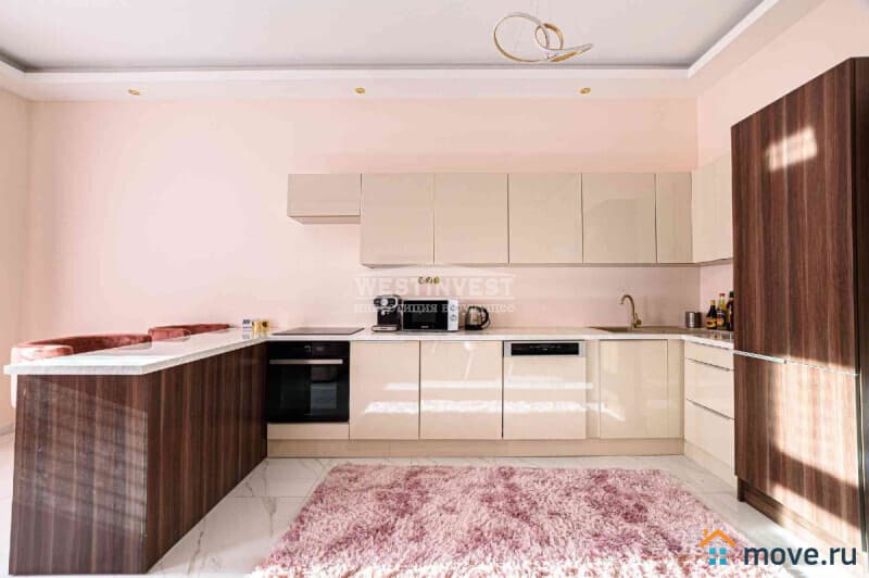 5-комн. квартира, 120 м²