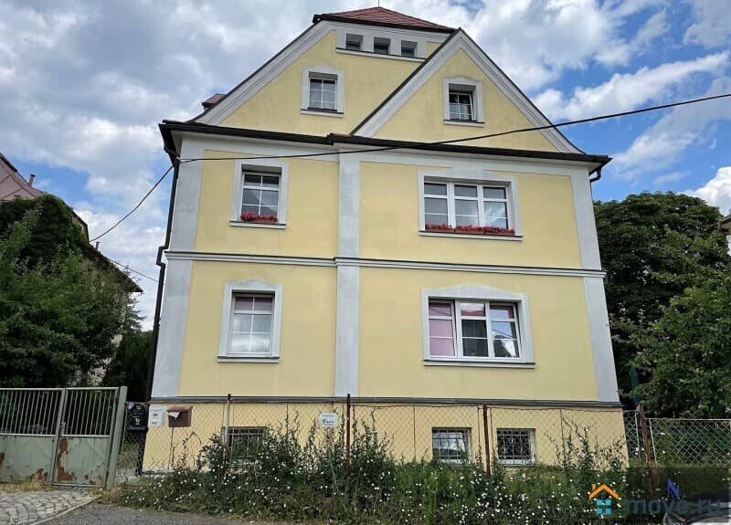 дом, 450 м², 2 сотки