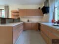 дом, 170 м², 12 соток
