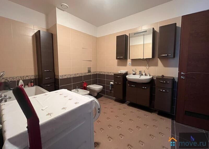 3-комн. квартира, 118 м²