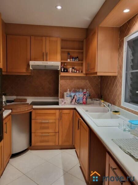 3-комн. квартира, 140 м²