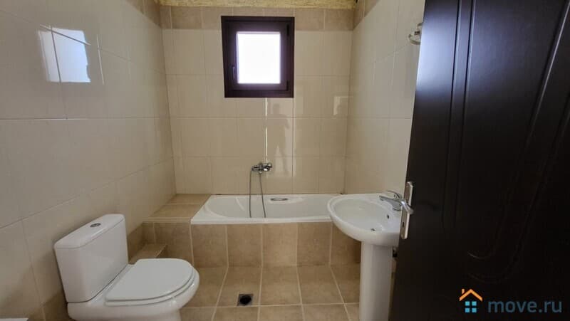 коттедж, 240 м², 4 сотки