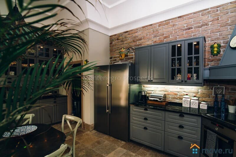 вилла, 550 м², 15 соток